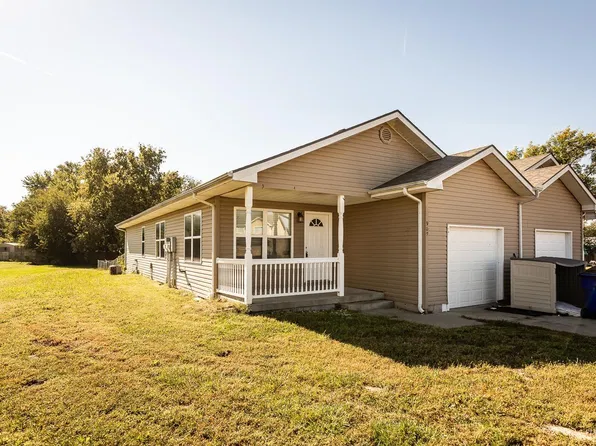 907-909 Jackalope Ct, Junction City, KS 66441