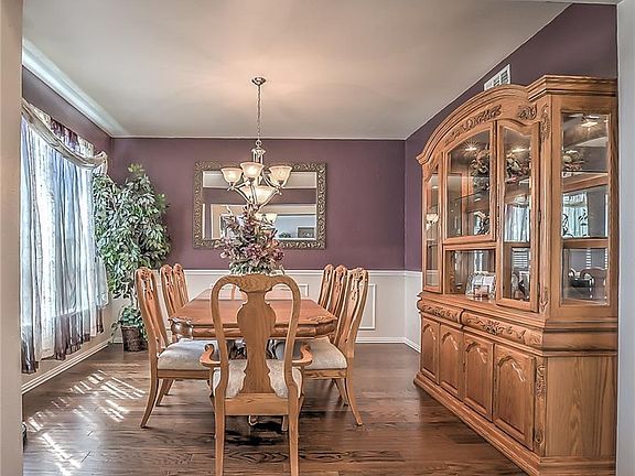 4th image of 3103 Summer Grove Ct