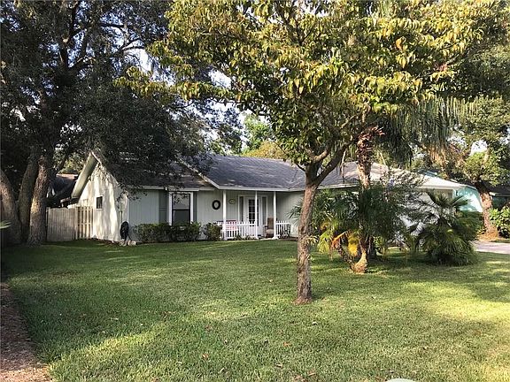 2nd image of 1535 Coventry Ln