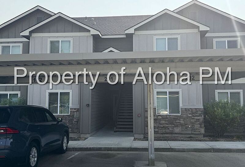 1st image of 10639 W Wasdale Dr APT 102