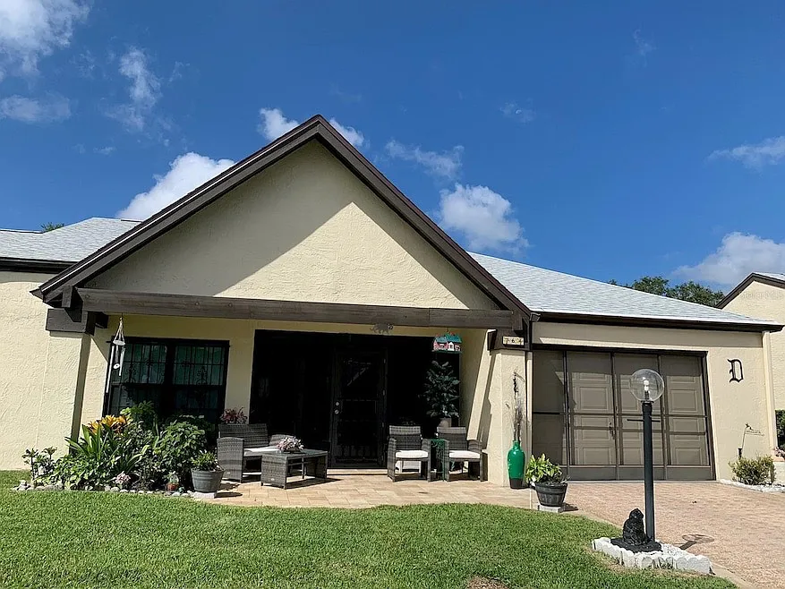 764 Lakewood Dr
