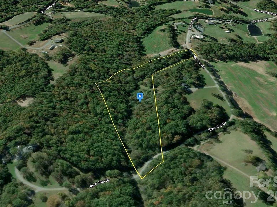 2nd image of 6000 River Run Dr