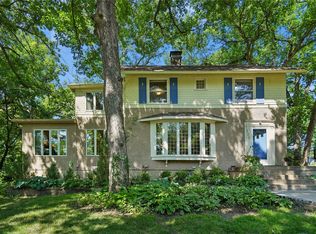 120 Glenview Dr, Des Moines, IA 50312