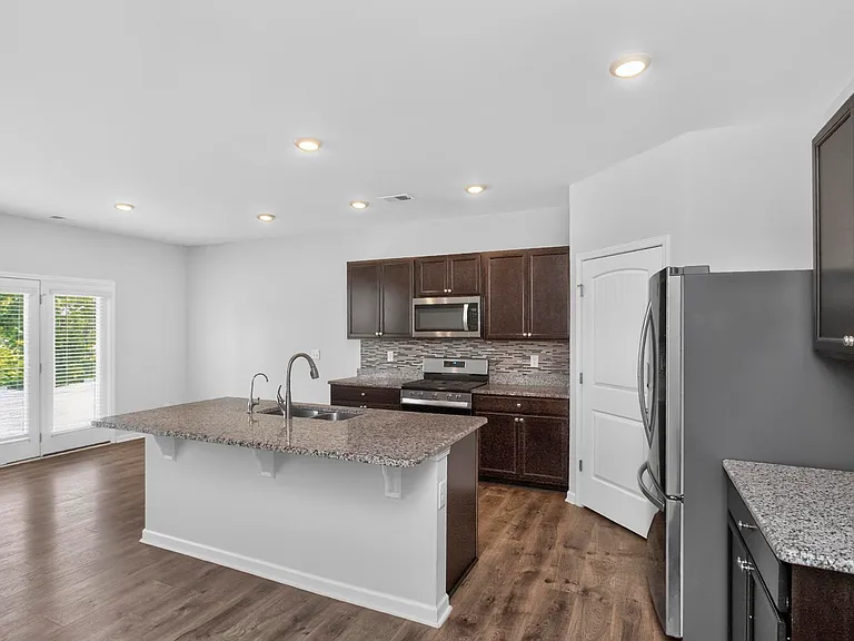 3006 Mallard Dr — Photo 11