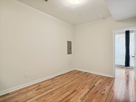 3rd image of 1206 E Palmer St #2