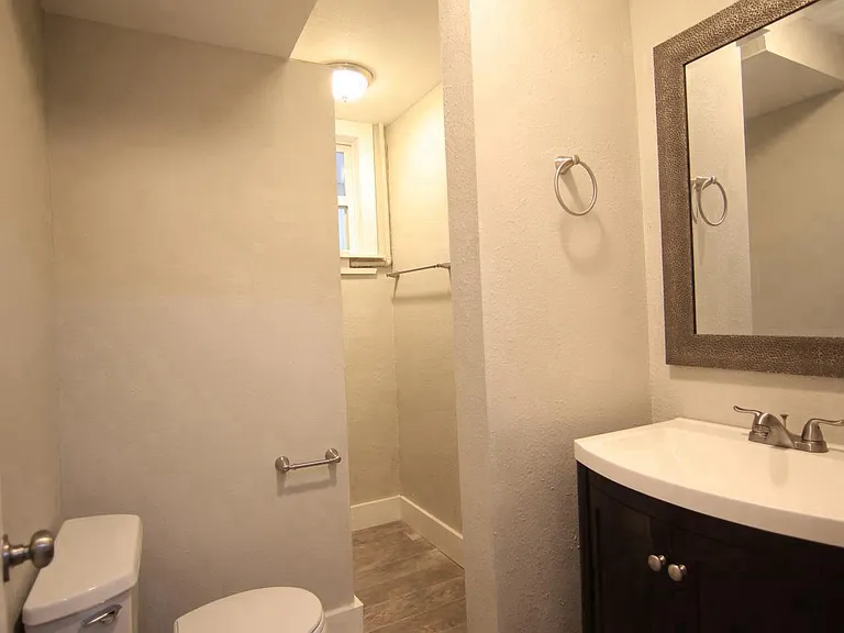 304 Palo Alto St #1 — Photo 8