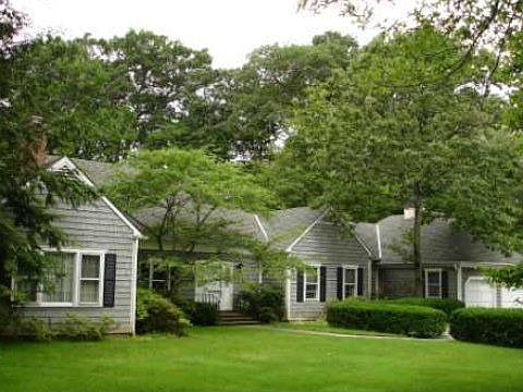 2nd image of 7 Peacock Pond Rd