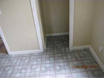 3rd image of 623 S B St