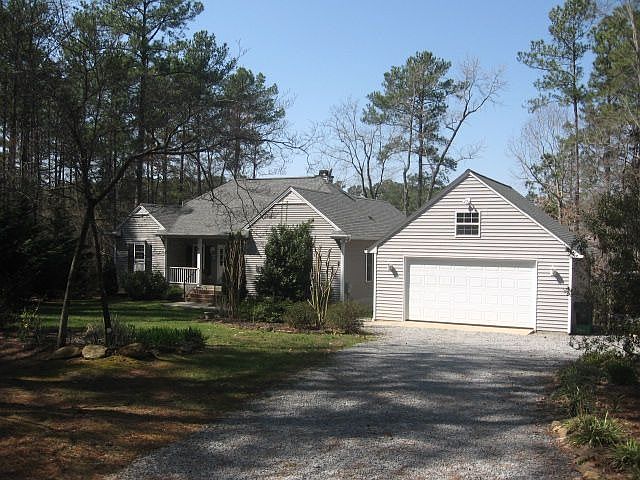 1st image of 170 Roanoke Dr