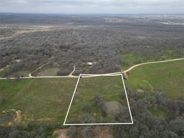 White Tail Dr, Cedar Creek, TX 78612