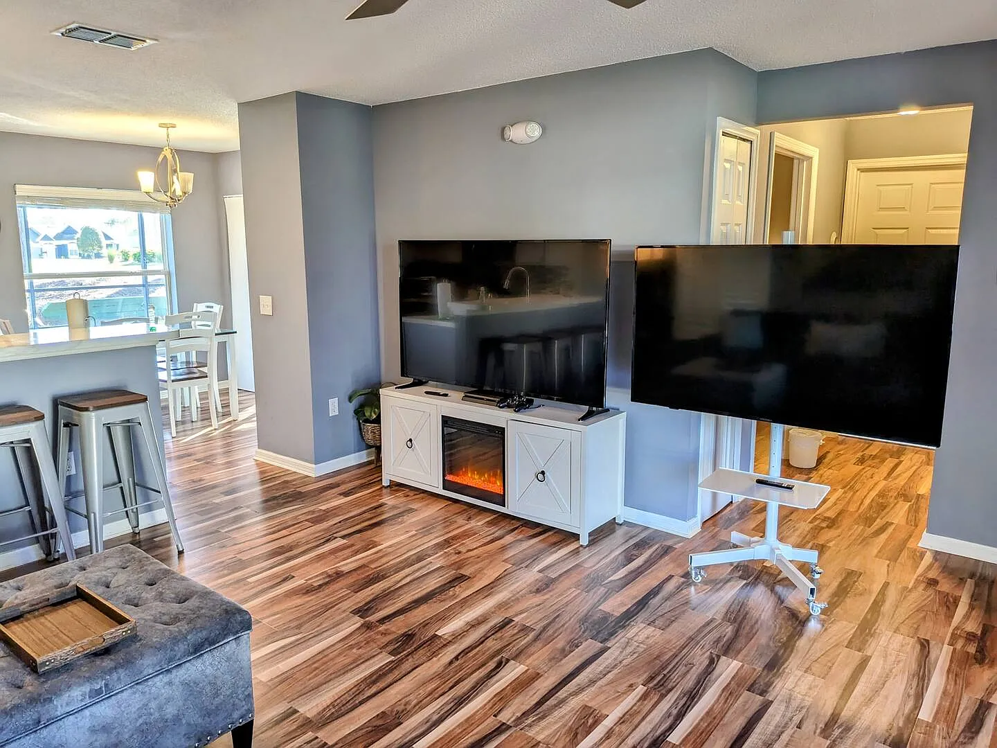 4 bed, $7,500 — Photo 3