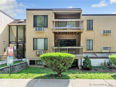 175 Mill Pond Road #203, Hamden, CT, 06514