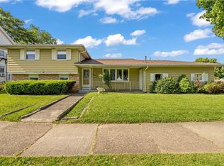 24 Gray St, Rochester, NY 14609