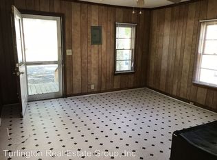 613 E Harnett St, Dunn, NC 28334