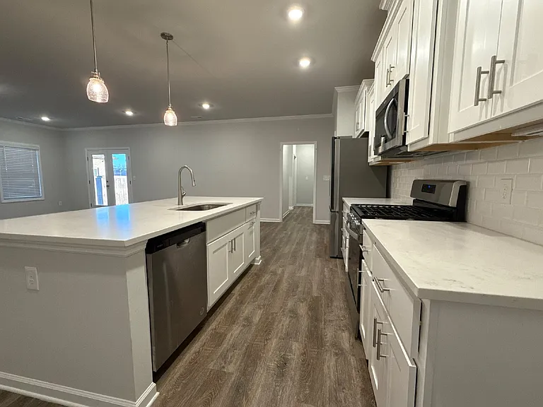 102 Ranna Dr — Photo 6