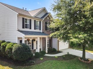 8627 Sedgeburn Dr, Charlotte, NC 28278