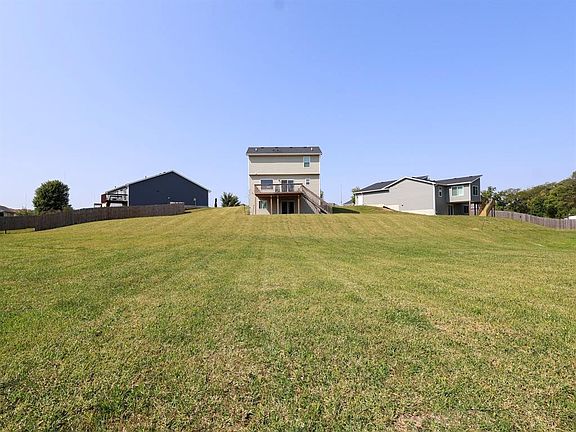 3rd image of 2351 Shadow Creek Cir