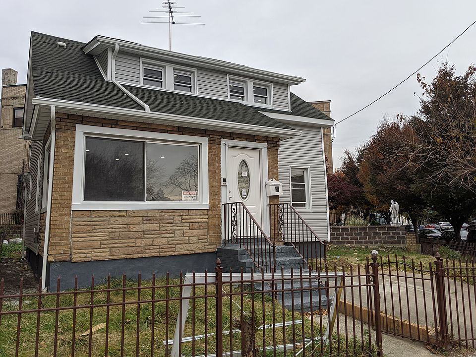 1st image of 779 E 236th St