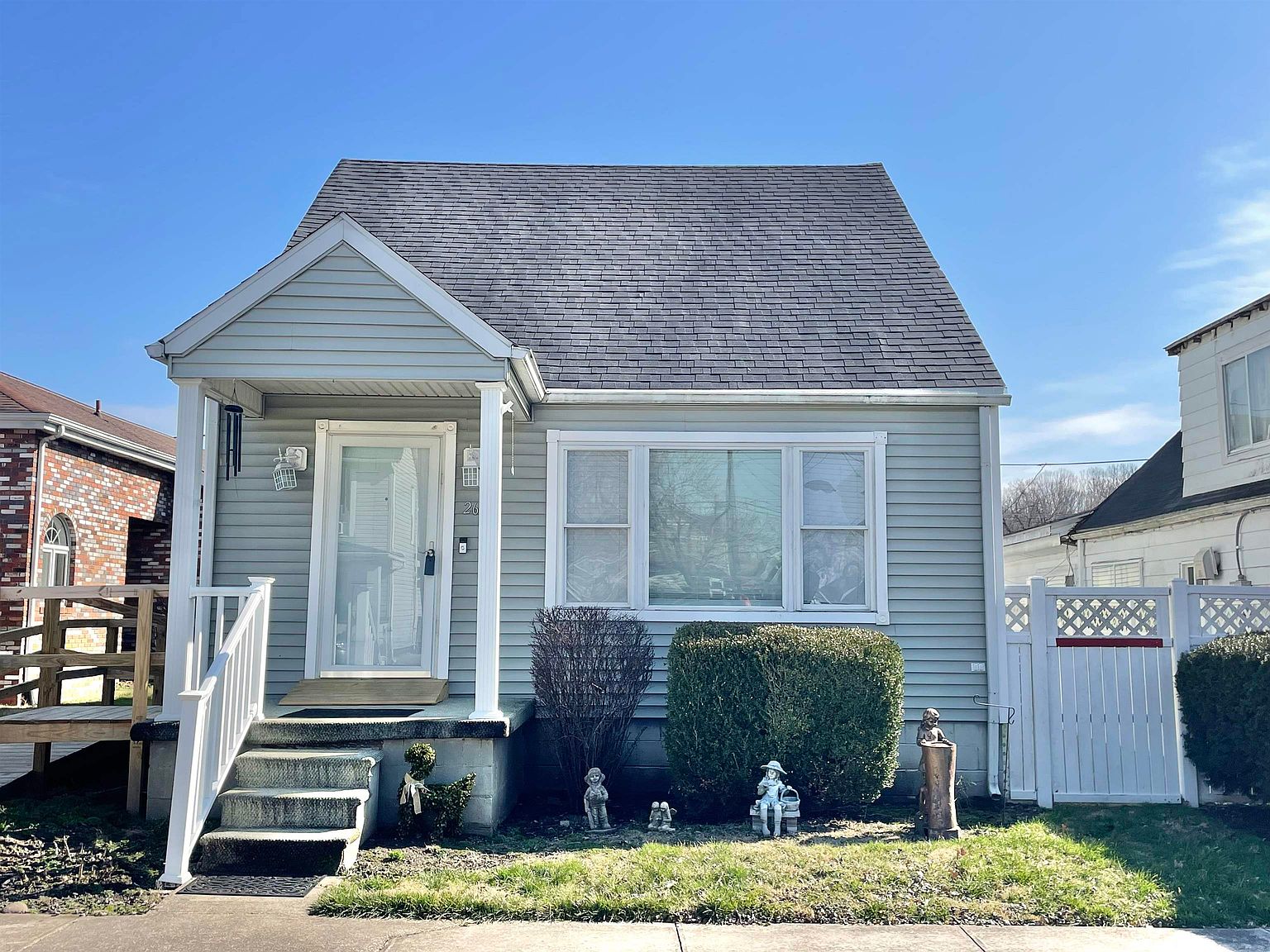 260 E 3rd St, Ceredo, WV 25507 Zillow