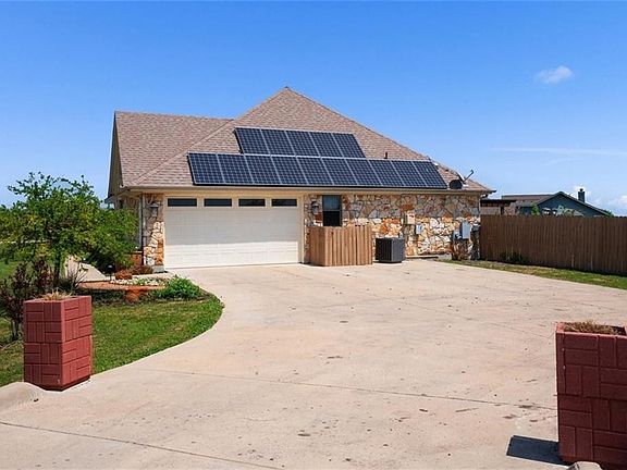 5th image of 109 W Vienna Dr