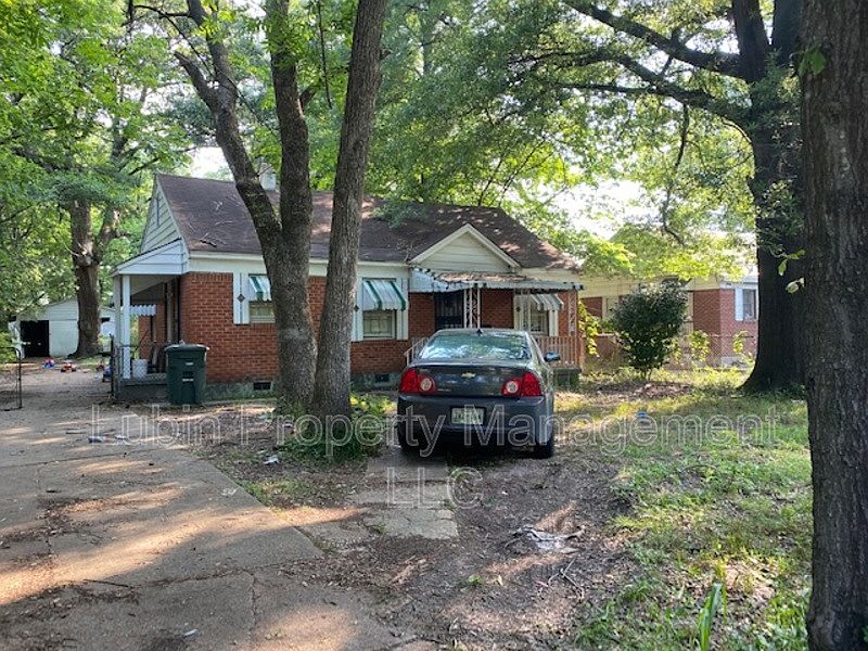 1st image of 3776 Gragg Ave