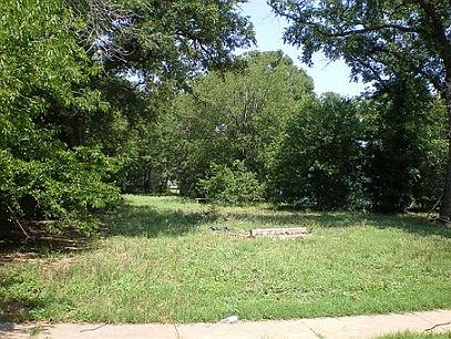 1st image of 1307 Avenue B