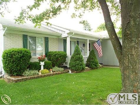 2 home exterior from west.JPG