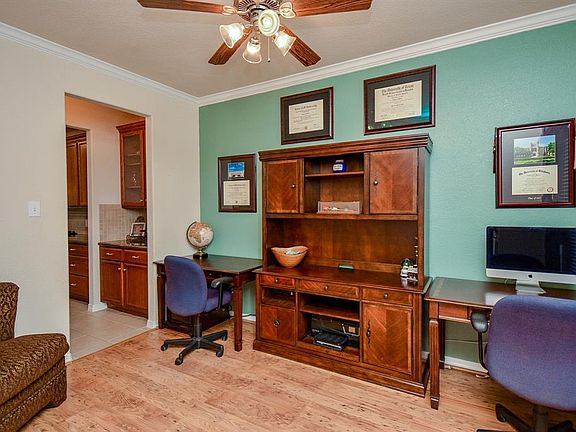 4th image of 6009 Fawnlake Dr