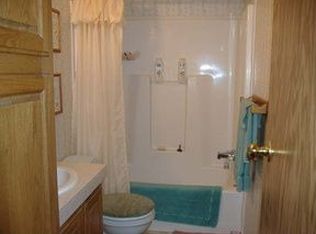 571 E Long Lake Dr, Harrison, MI 48625