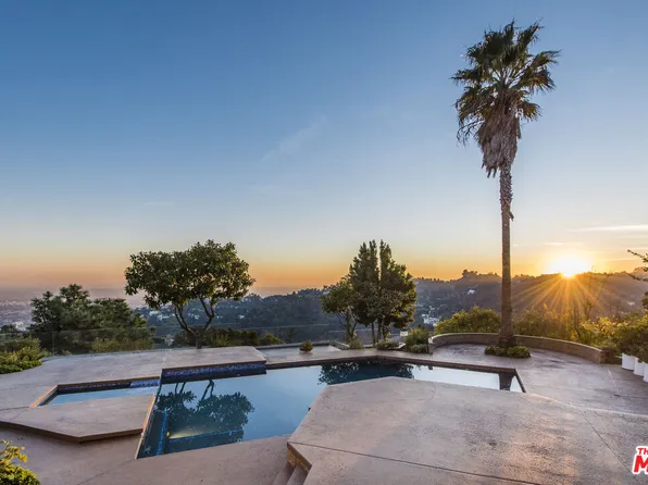 7940 Vulcan Dr, Los Angeles, CA 90046