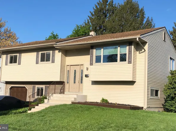 27 Cannon Dr, Hamilton, NJ 08690