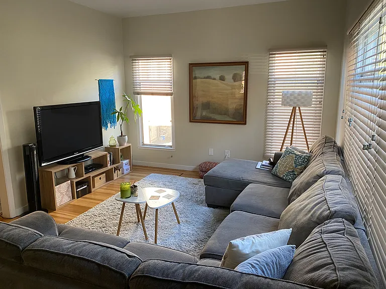 897 Walker Ave #2 — Photo 2