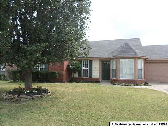 2nd image of 10731 Oak Cir N