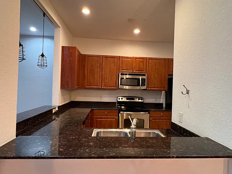 8210 Down Royal Rd — Photo 8