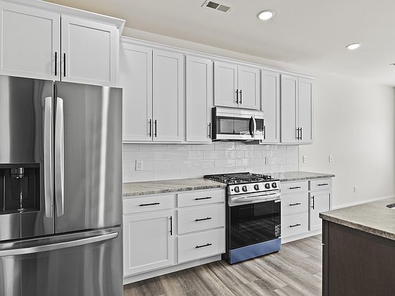 2nd image of 215 Navajo Dr