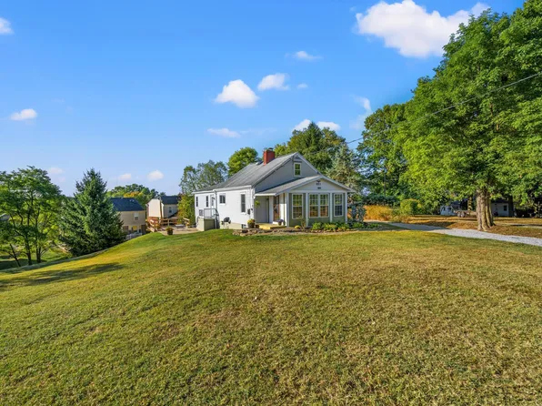853 Bunning Ln, Newport, KY 41076