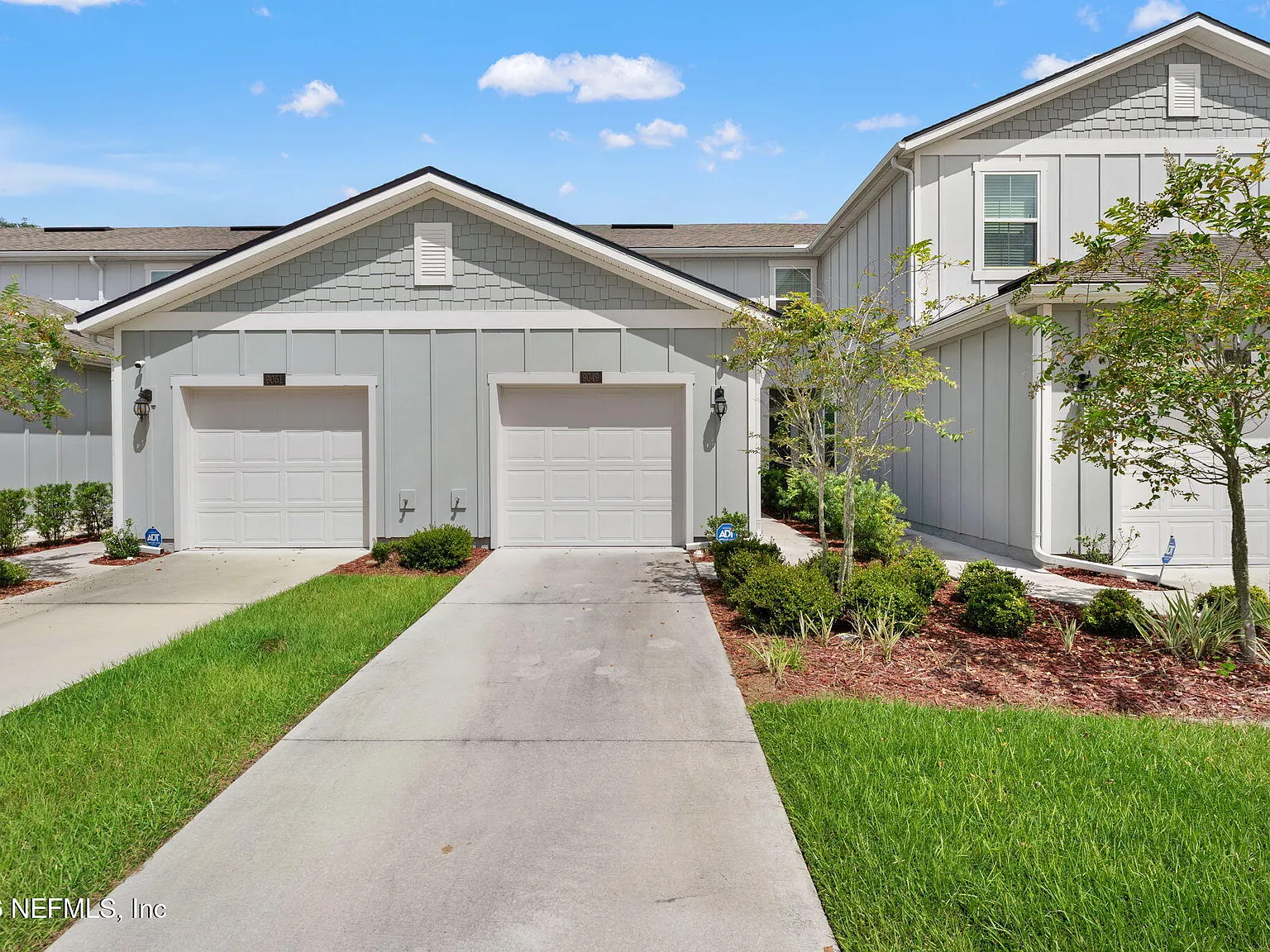 2 bed, 2.5 bath, 1202 sqft, $1,675 — Photo 1