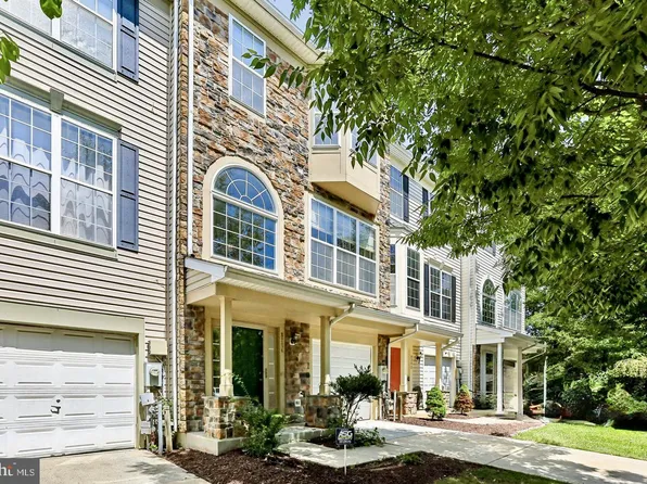 8204 Brooktree St, Laurel, MD 20724