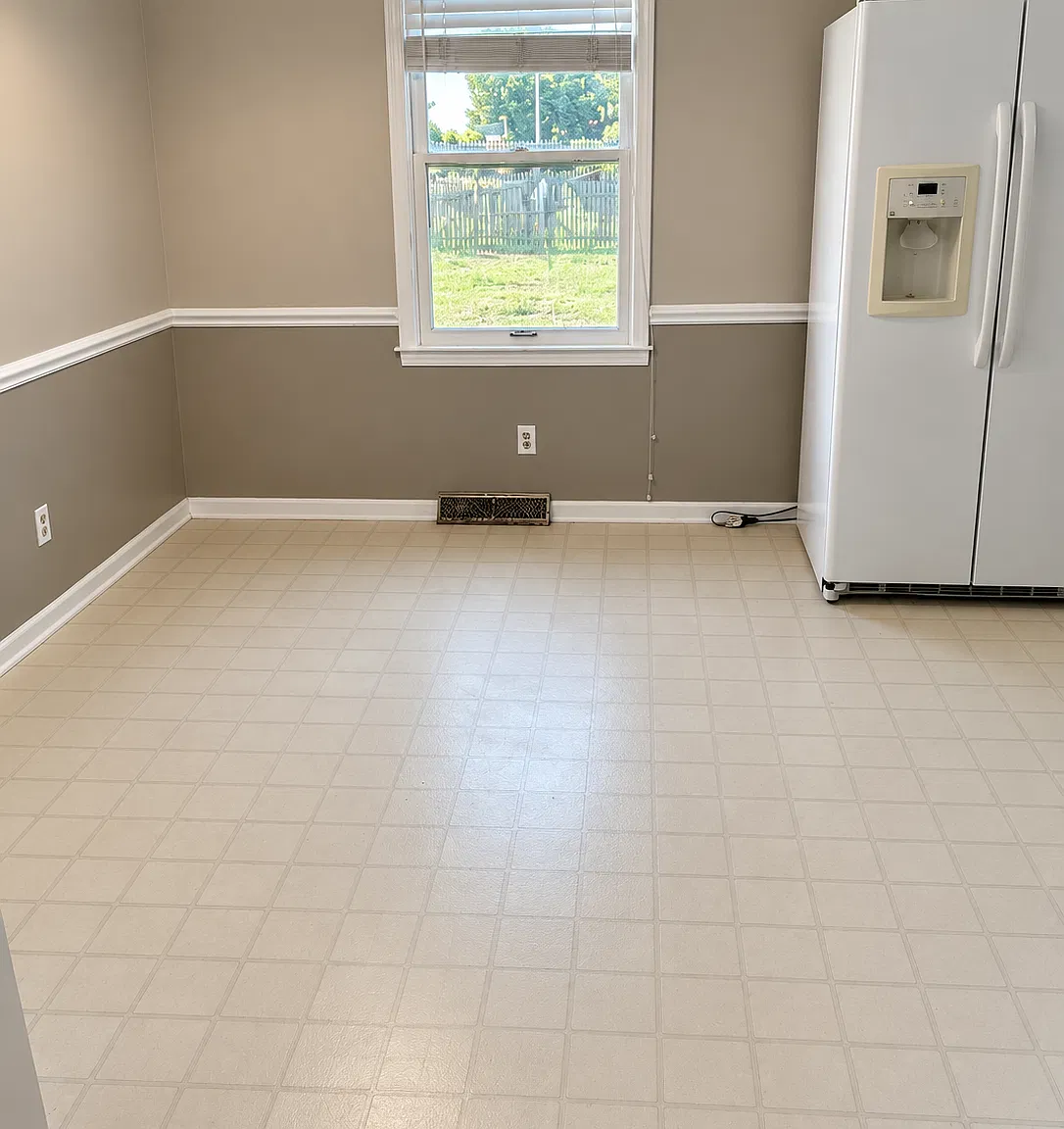 3 bed, 1302 sqft, $1,795 — Photo 2