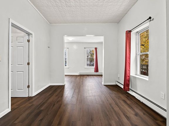 5th image of 81 Franklin St #1