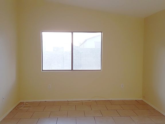 2nd image of 5040 S Maple Ct