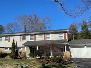 1182 Wyoming Dr, Mountainside, NJ 07092