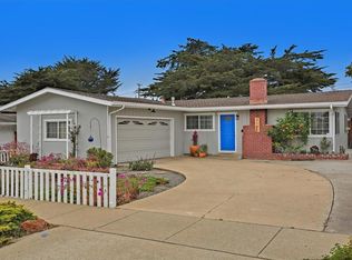 3187 Vista Del Camino, Marina, CA