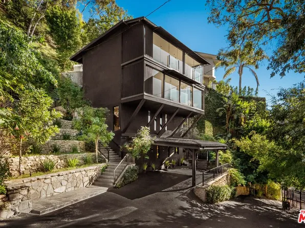 1782 Viewmont Dr, Los Angeles, CA 90069