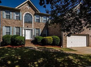 5814 Falls Ridge Ln, Charlotte, NC 28269