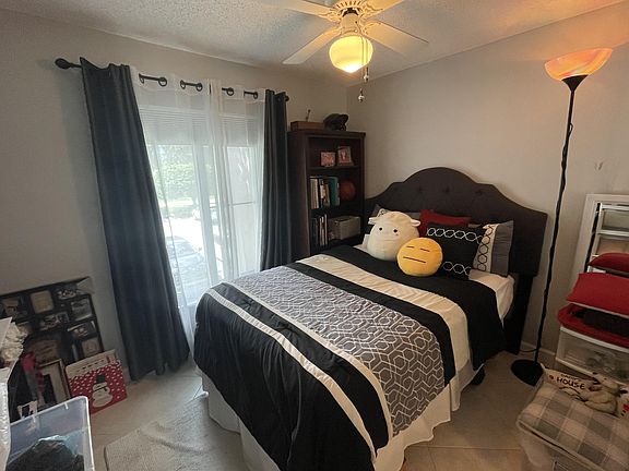 5th image of 13870 Oneida Dr APT B2