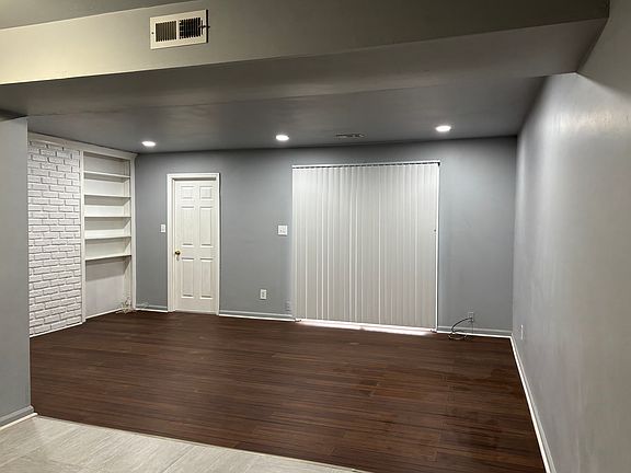 4th image of 400 Advocate Ct Unit E