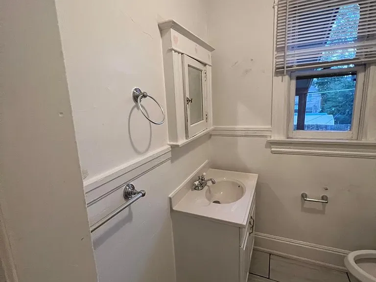 2256 N High St #1 — Photo 21