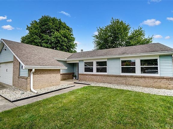 2nd image of 1042 Newpark Dr