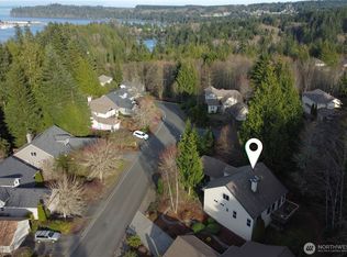 15 Leighbrook Ln, Port Ludlow, WA 98365